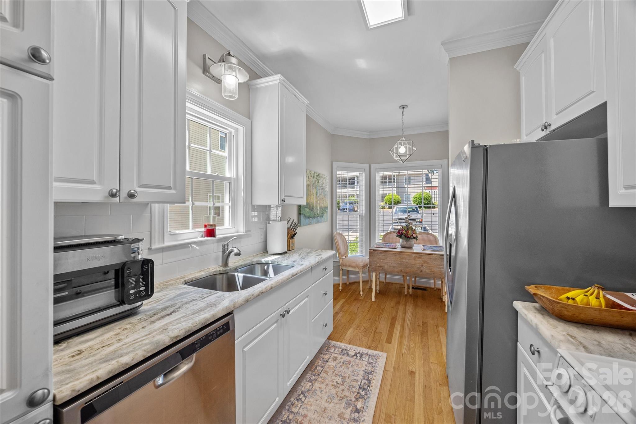 1261 Charlotte Avenue Property Photo 12