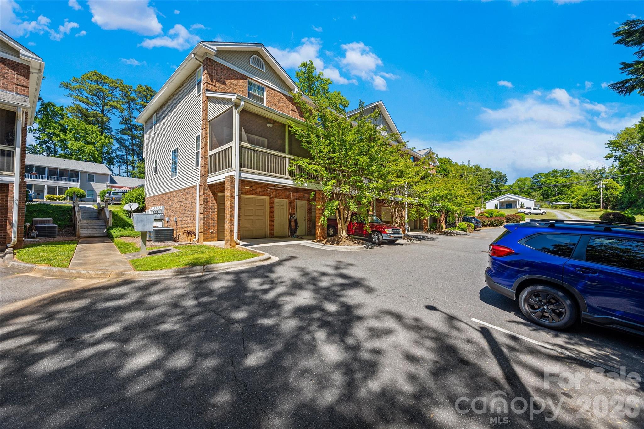 1261 Charlotte Avenue Property Photo 33