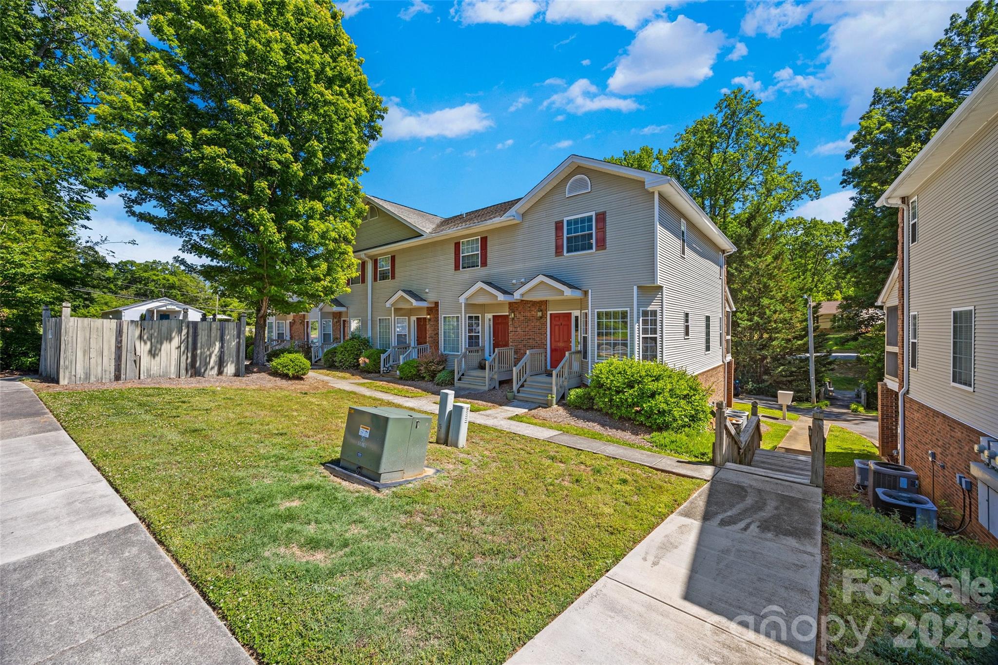 1261 Charlotte Avenue Property Photo 34