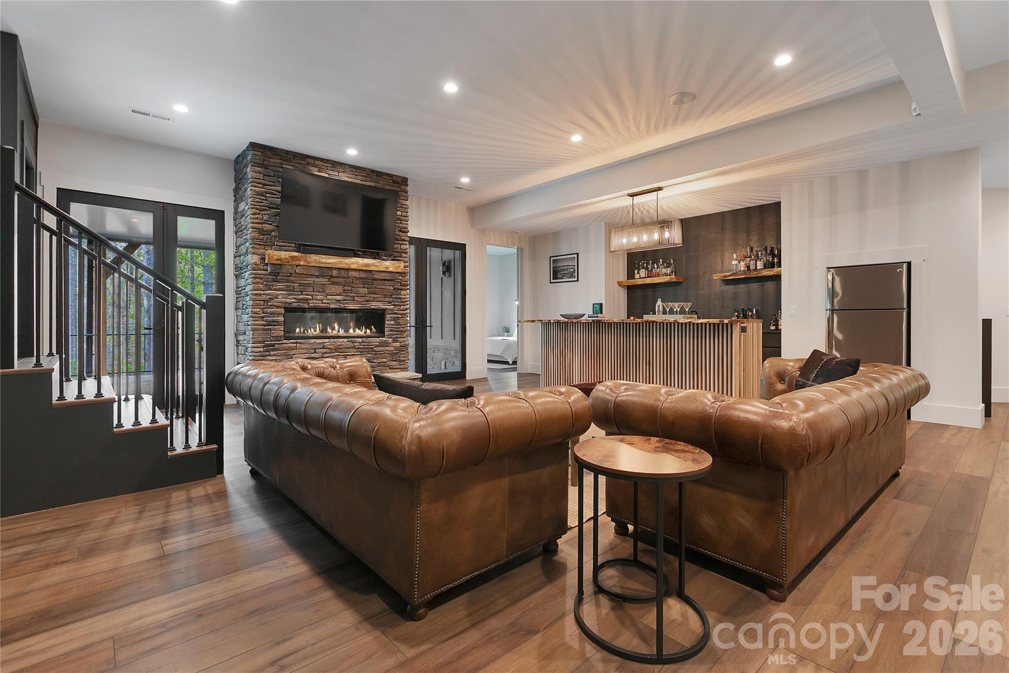 726 Ugugu Drive Property Photo 38