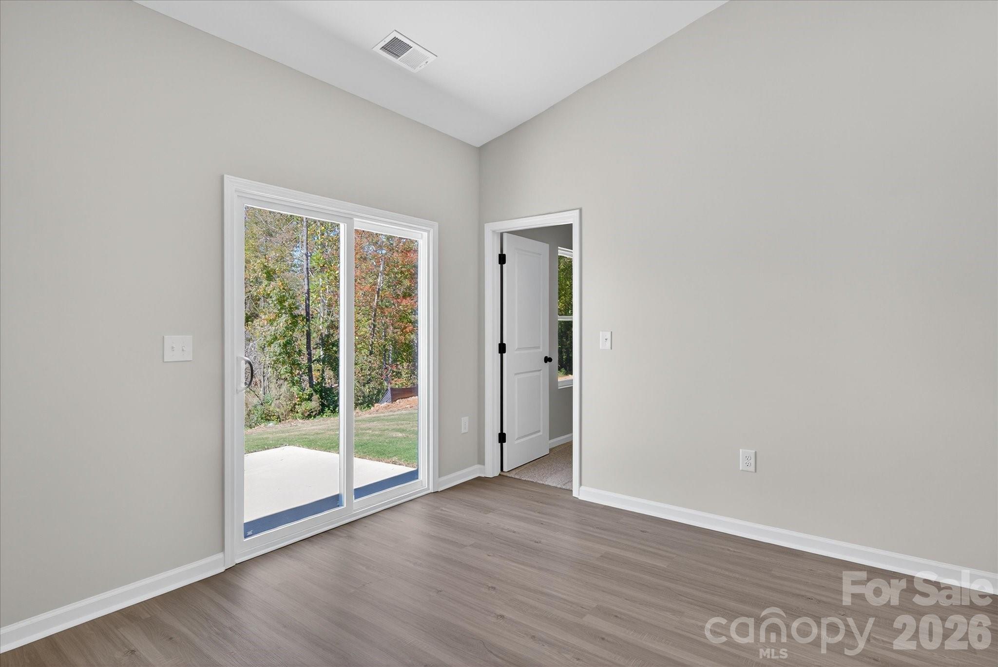 3522 Saddlebred Drive Property Photo 8