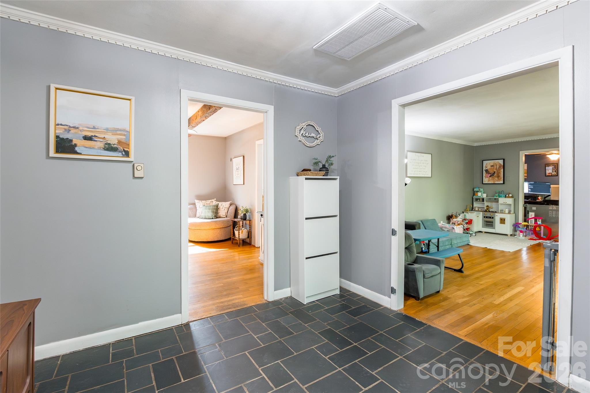 513 Mountainbrook Road Property Photo 6