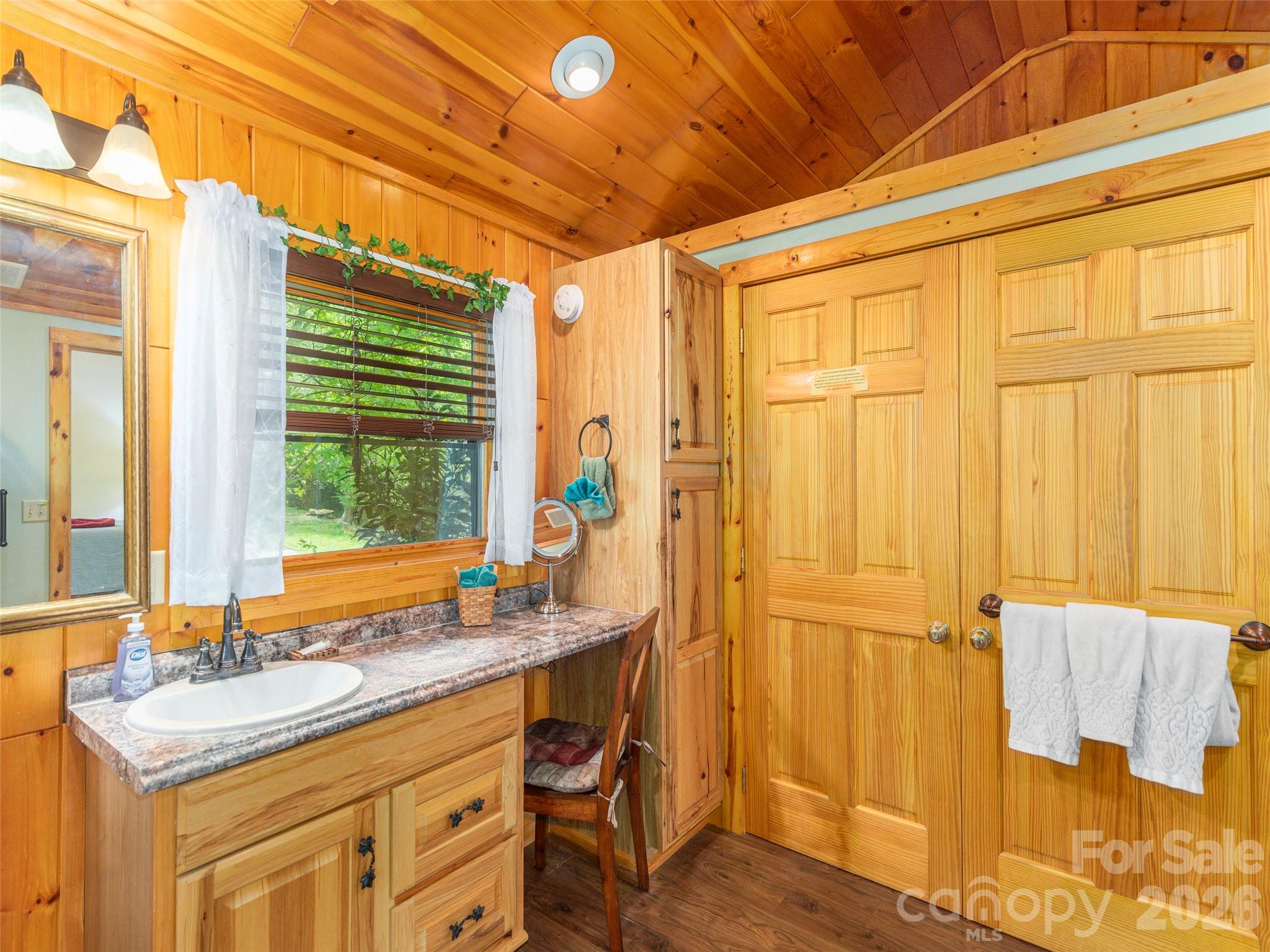 115 Gardening Frog Trail Property Photo 16