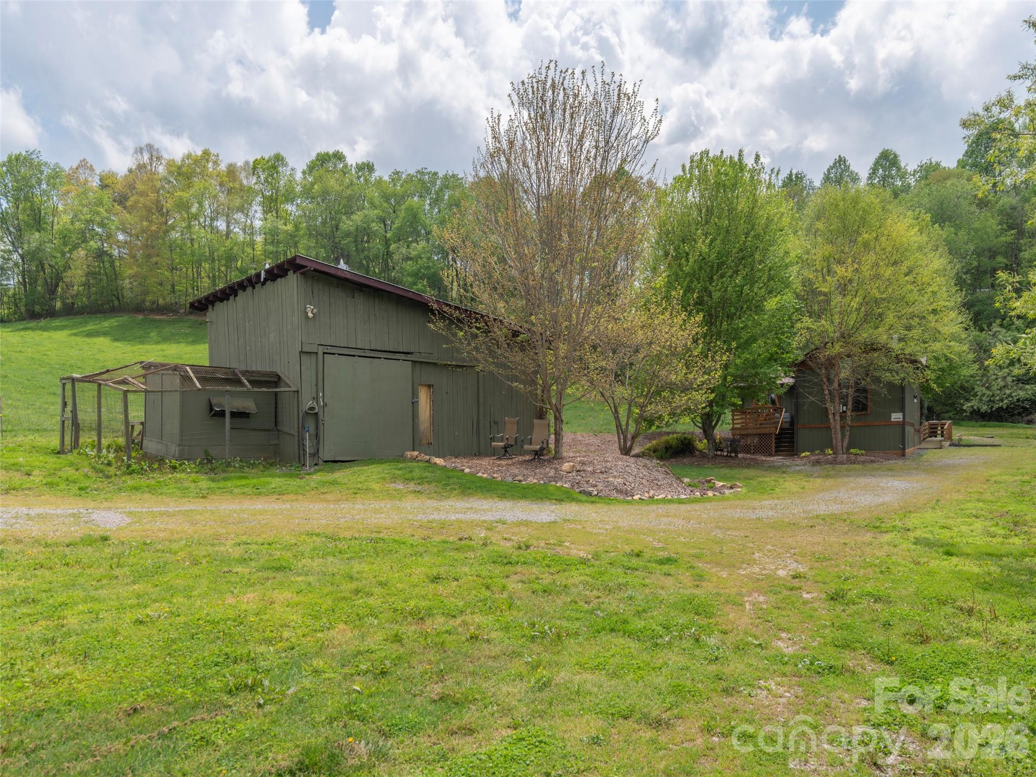 115 Gardening Frog Trail Property Photo 21