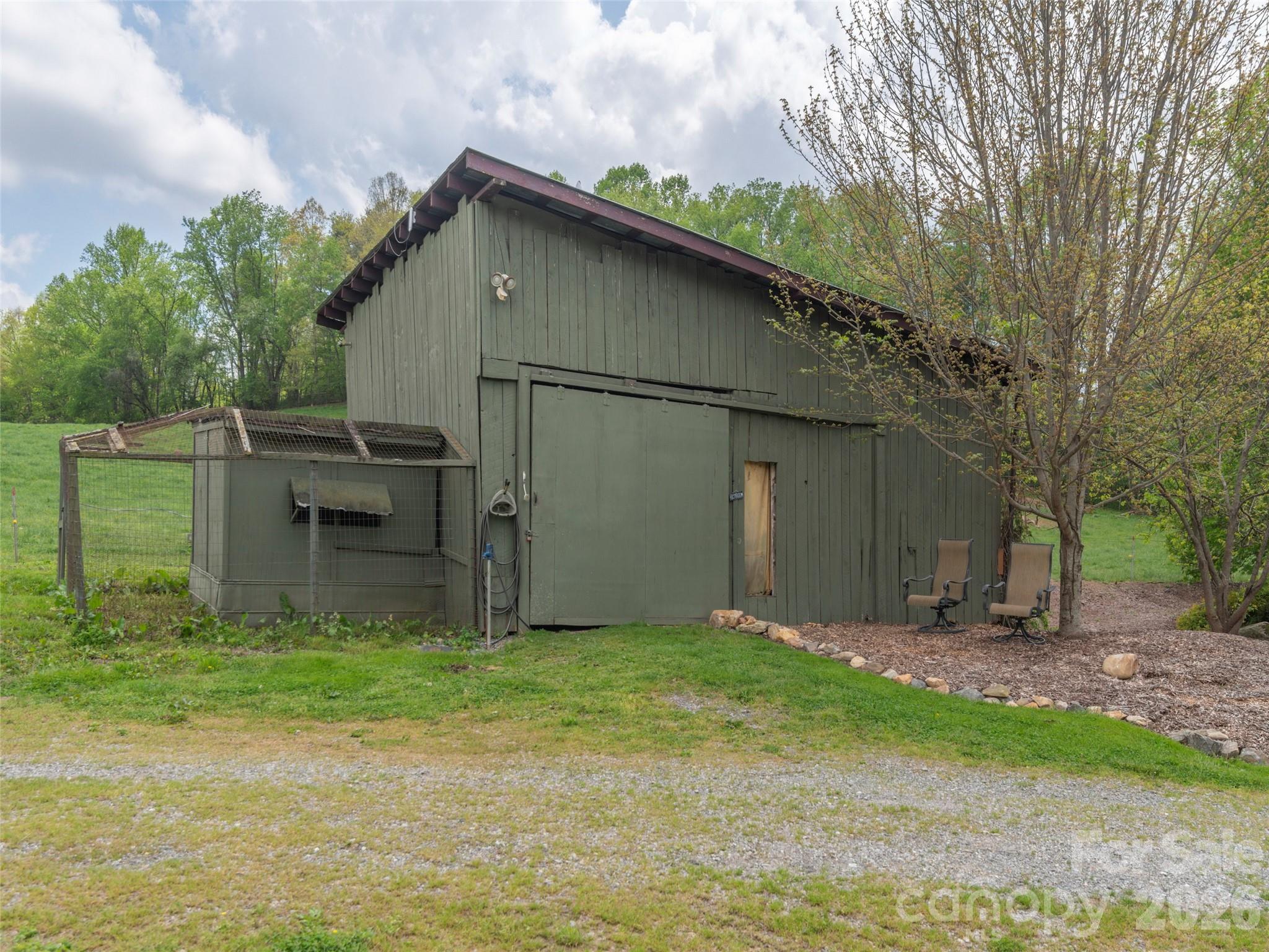 115 Gardening Frog Trail Property Photo 22