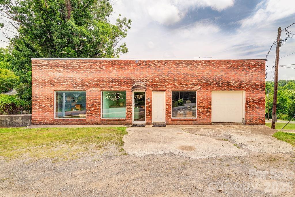 1100-1104 Montreat Road Property Photo 2