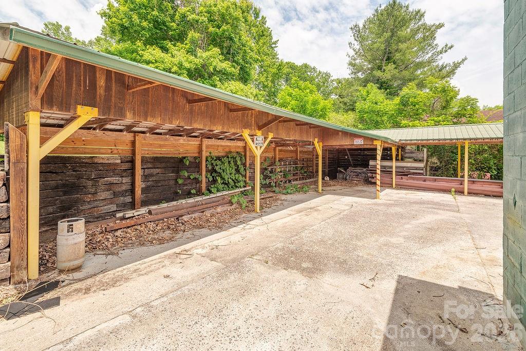 1100-1104 Montreat Road Property Photo 12