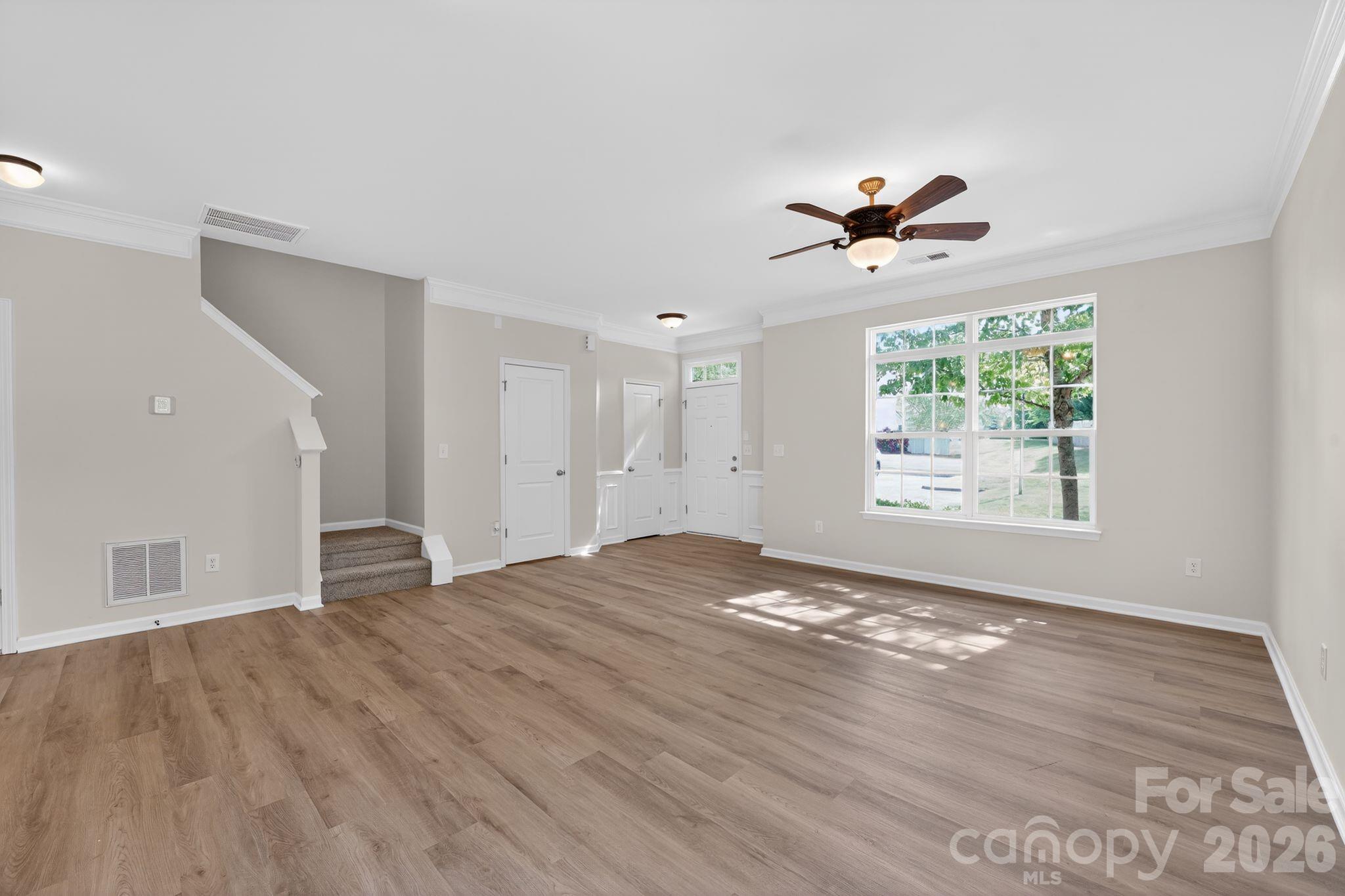 2837 Birkhill Lane Property Photo 3