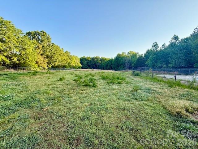 494 Vera Drive Property Photo 4