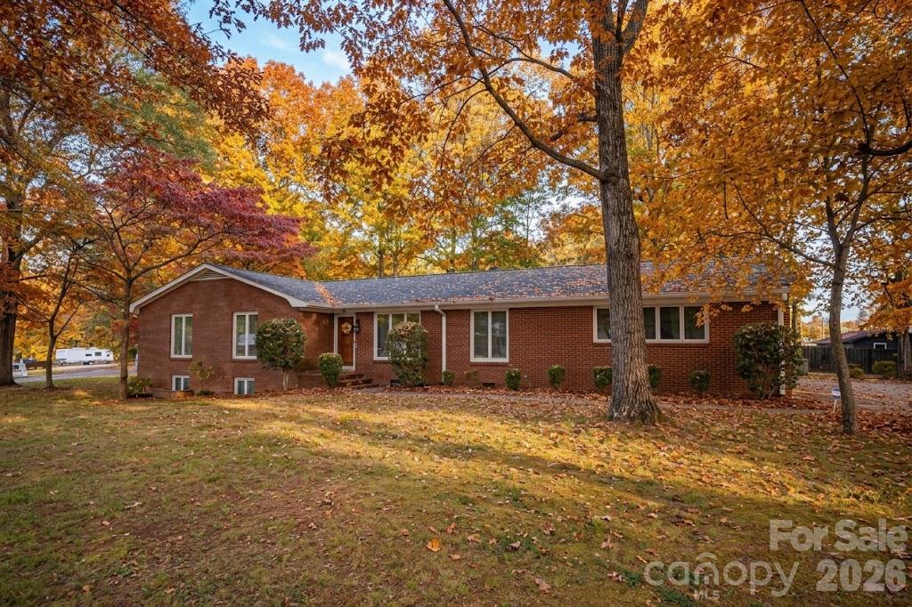602 Lee Street Property Photo 1