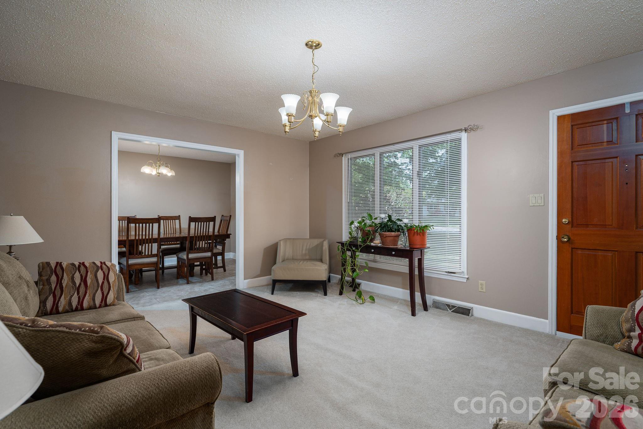 602 Lee Street Property Photo 12
