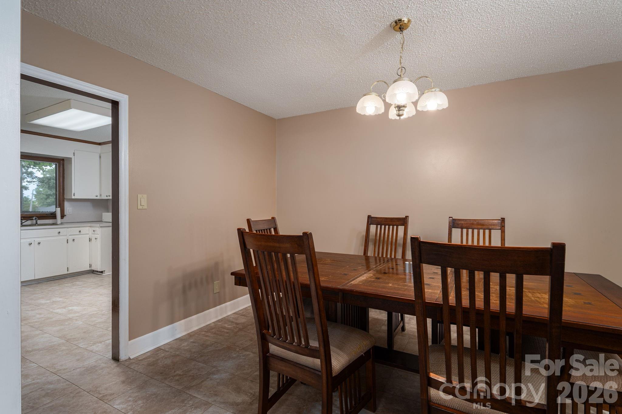602 Lee Street Property Photo 15