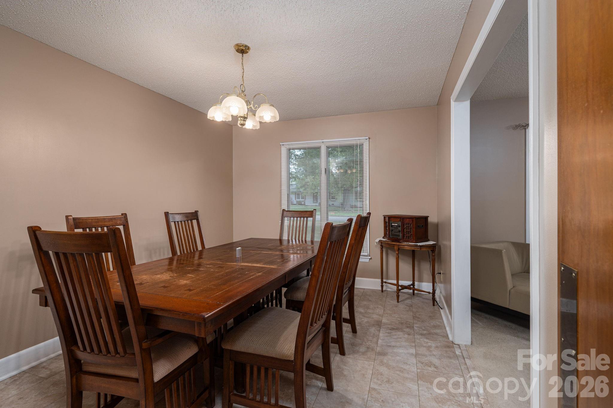 602 Lee Street Property Photo 16