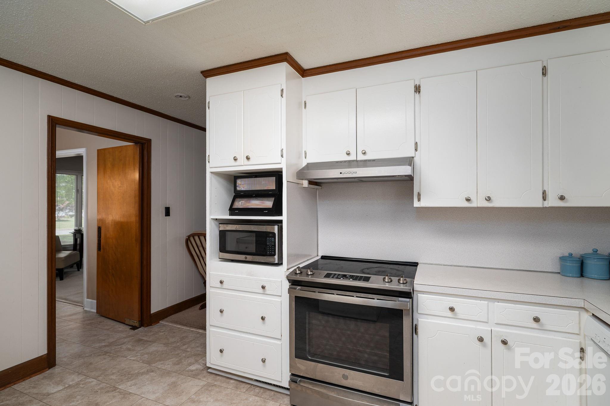 602 Lee Street Property Photo 19