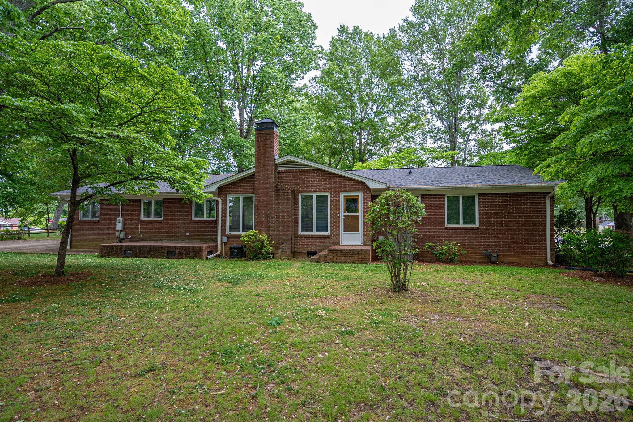 602 Lee Street Property Photo 38