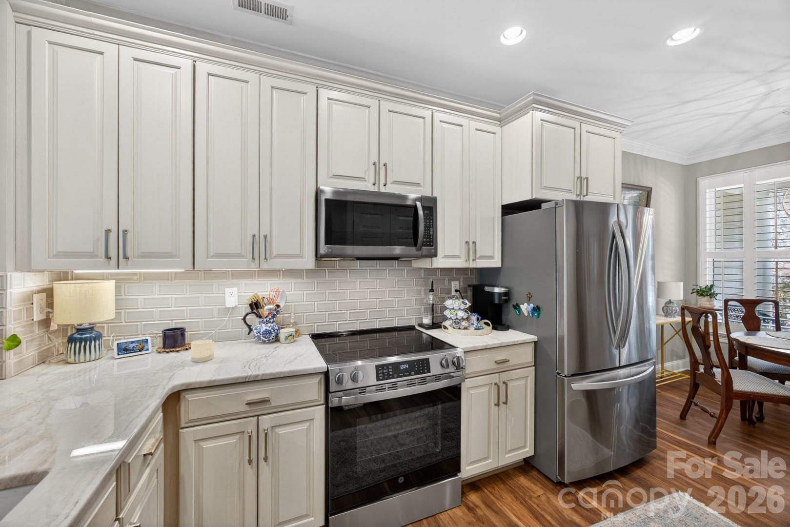3310 Winged Foot Drive Property Photo 4