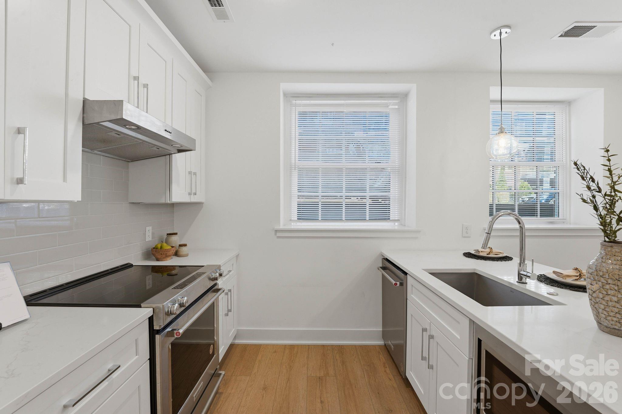 201 Grandin Road 6 Property Photo 12