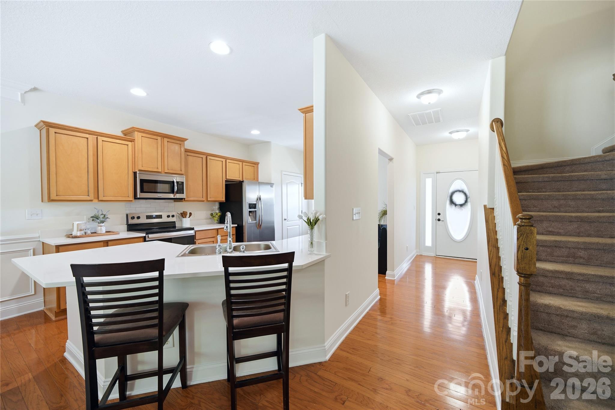 2429 Glyncastle Way Property Photo 8