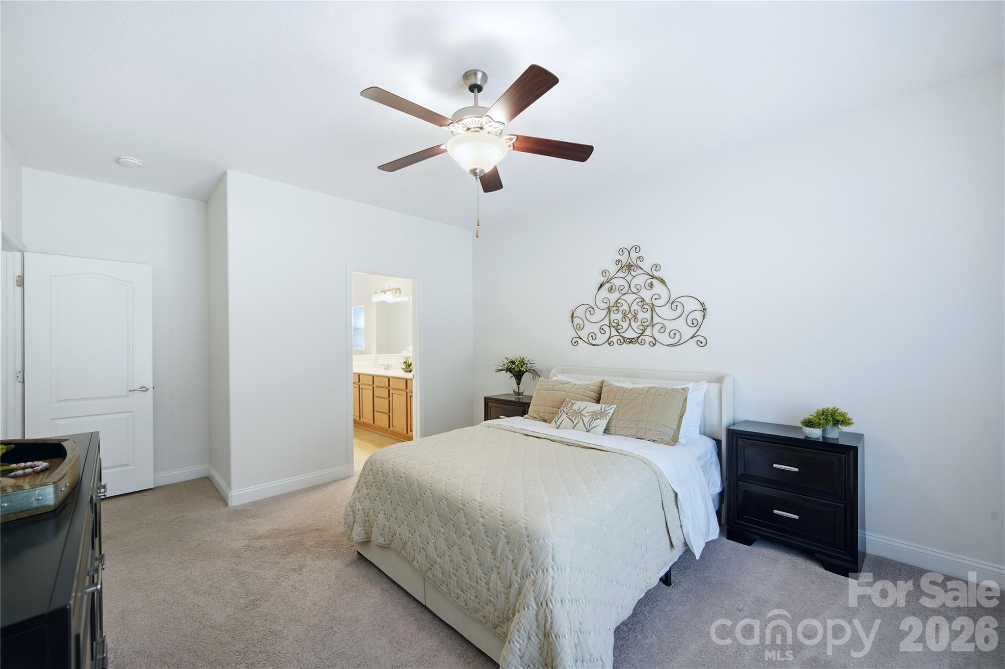 2429 Glyncastle Way Property Photo 17