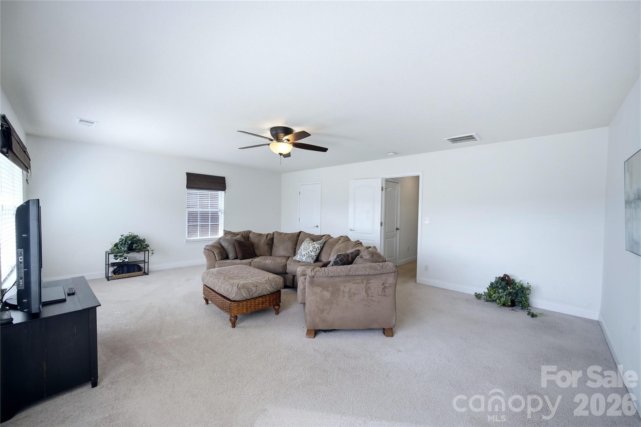 2429 Glyncastle Way Property Photo 20