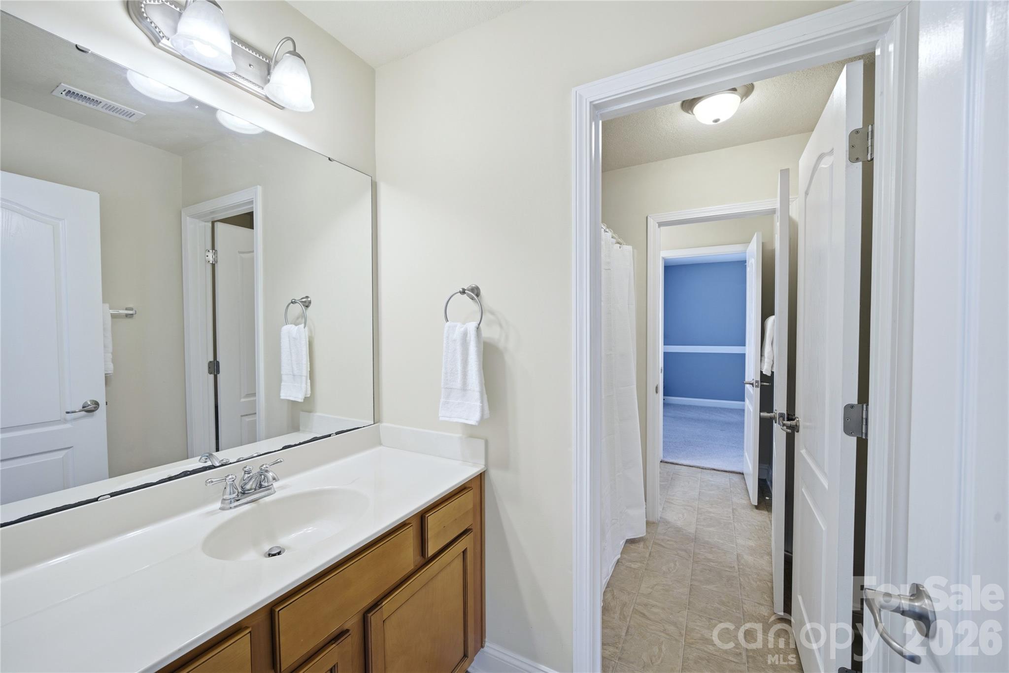 2429 Glyncastle Way Property Photo 22