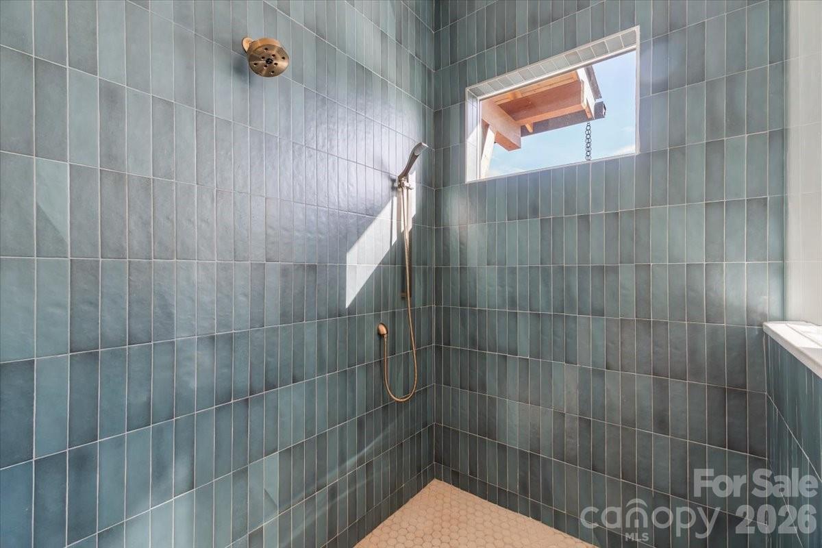 984 Eagle Lake Drive Property Photo 23