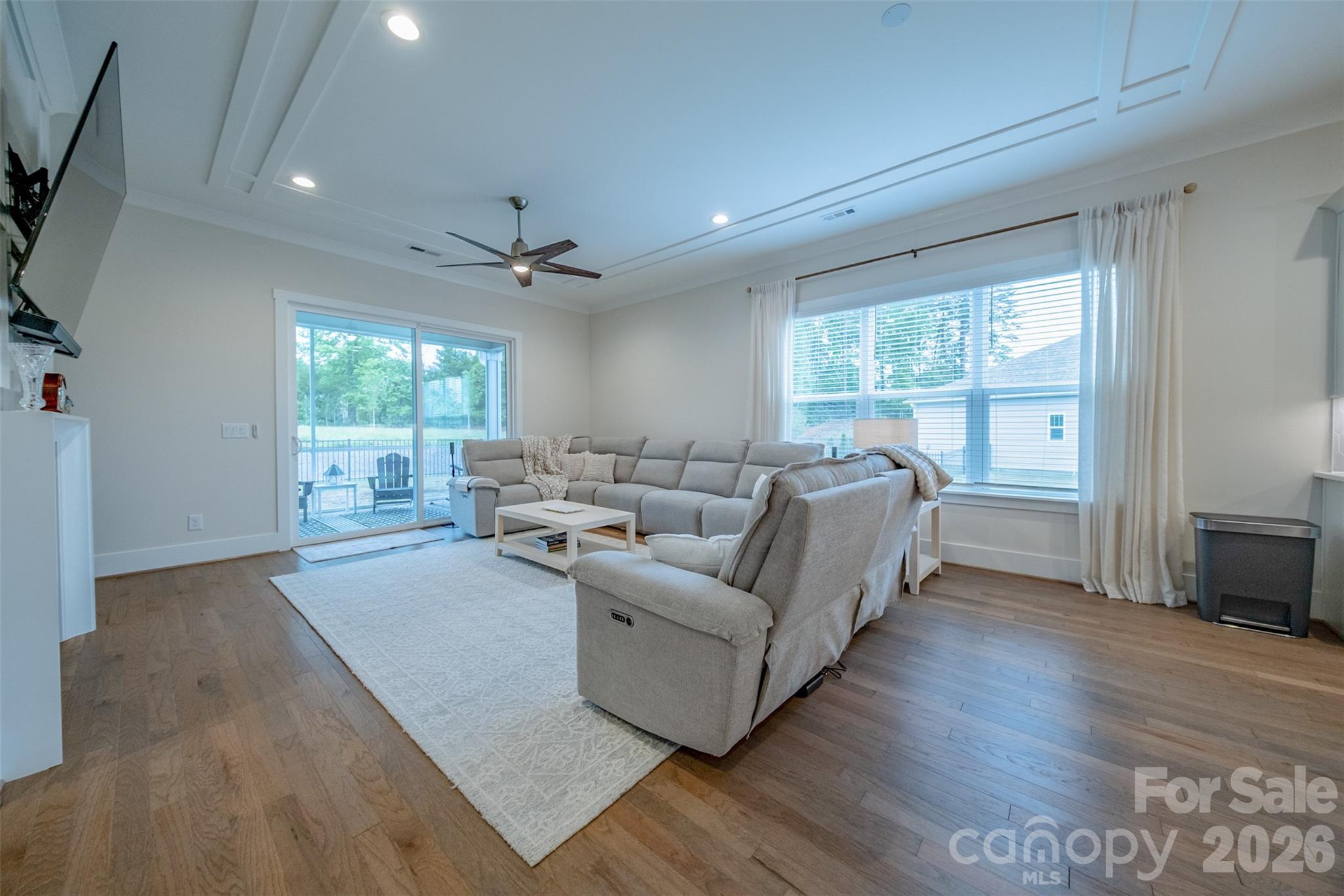 3010 Alveston Drive Property Photo 18