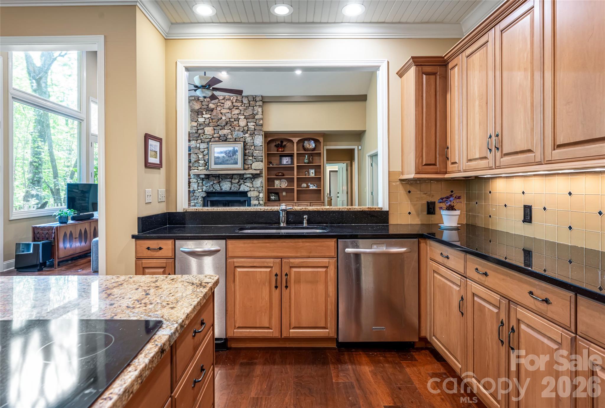 109 Little Cherokee Ridge Property Photo 20