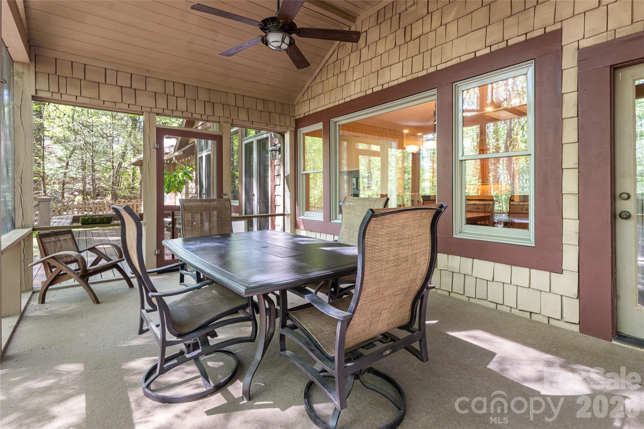 109 Little Cherokee Ridge Property Photo 33