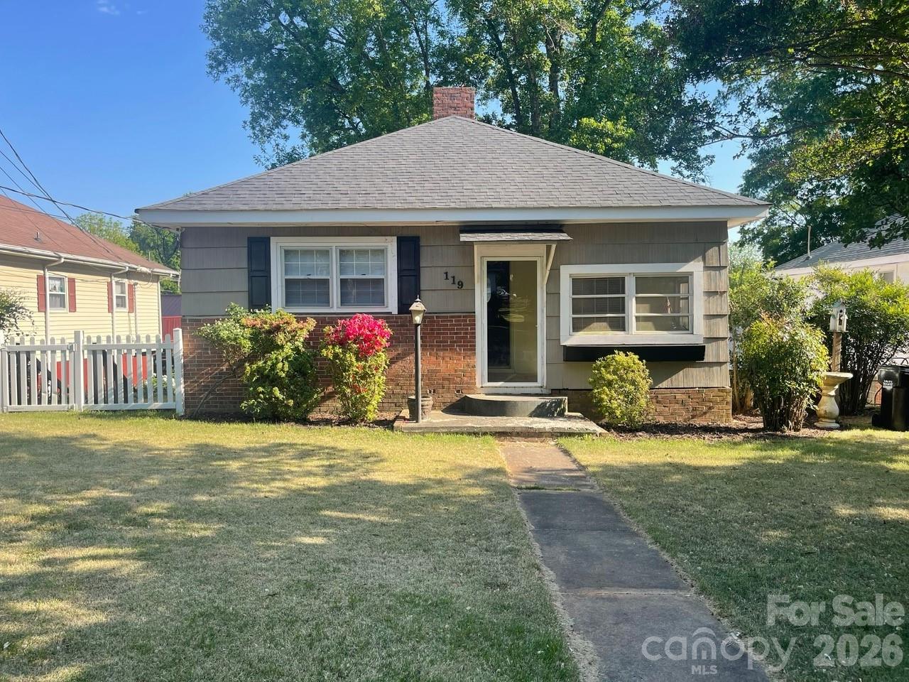 119 Pine Street Property Photo 1