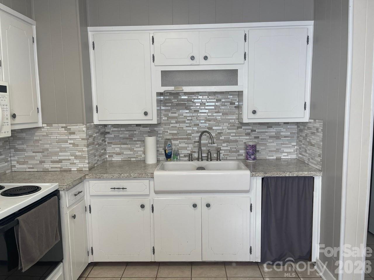 119 Pine Street Property Photo 9