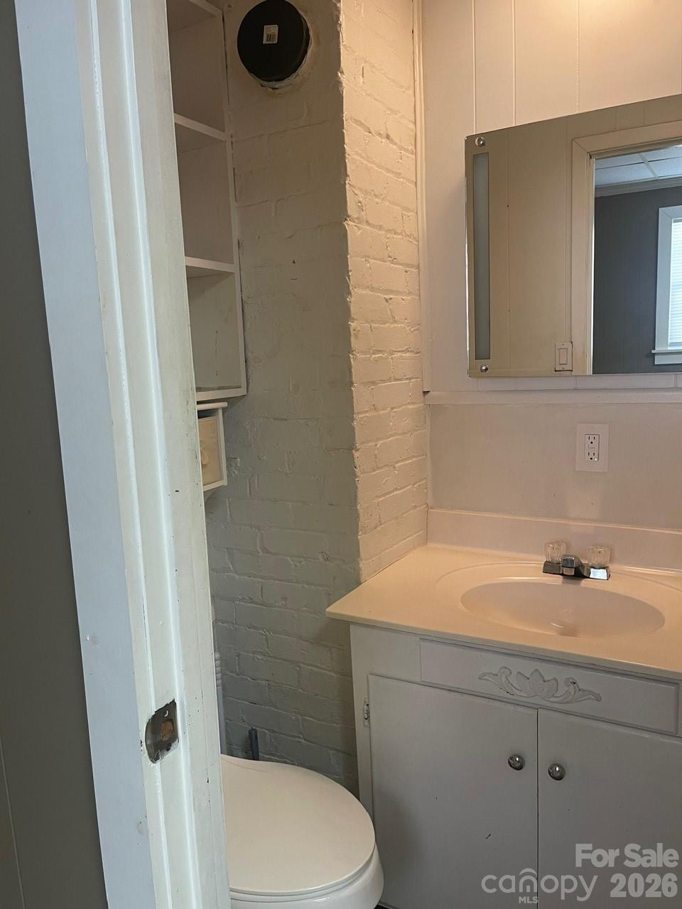 119 Pine Street Property Photo 14