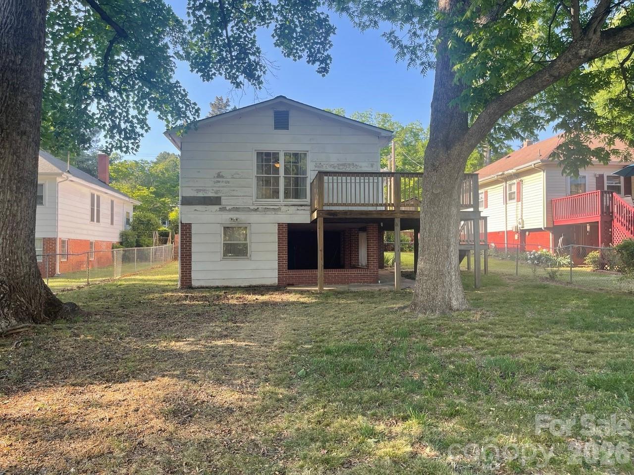 119 Pine Street Property Photo 28