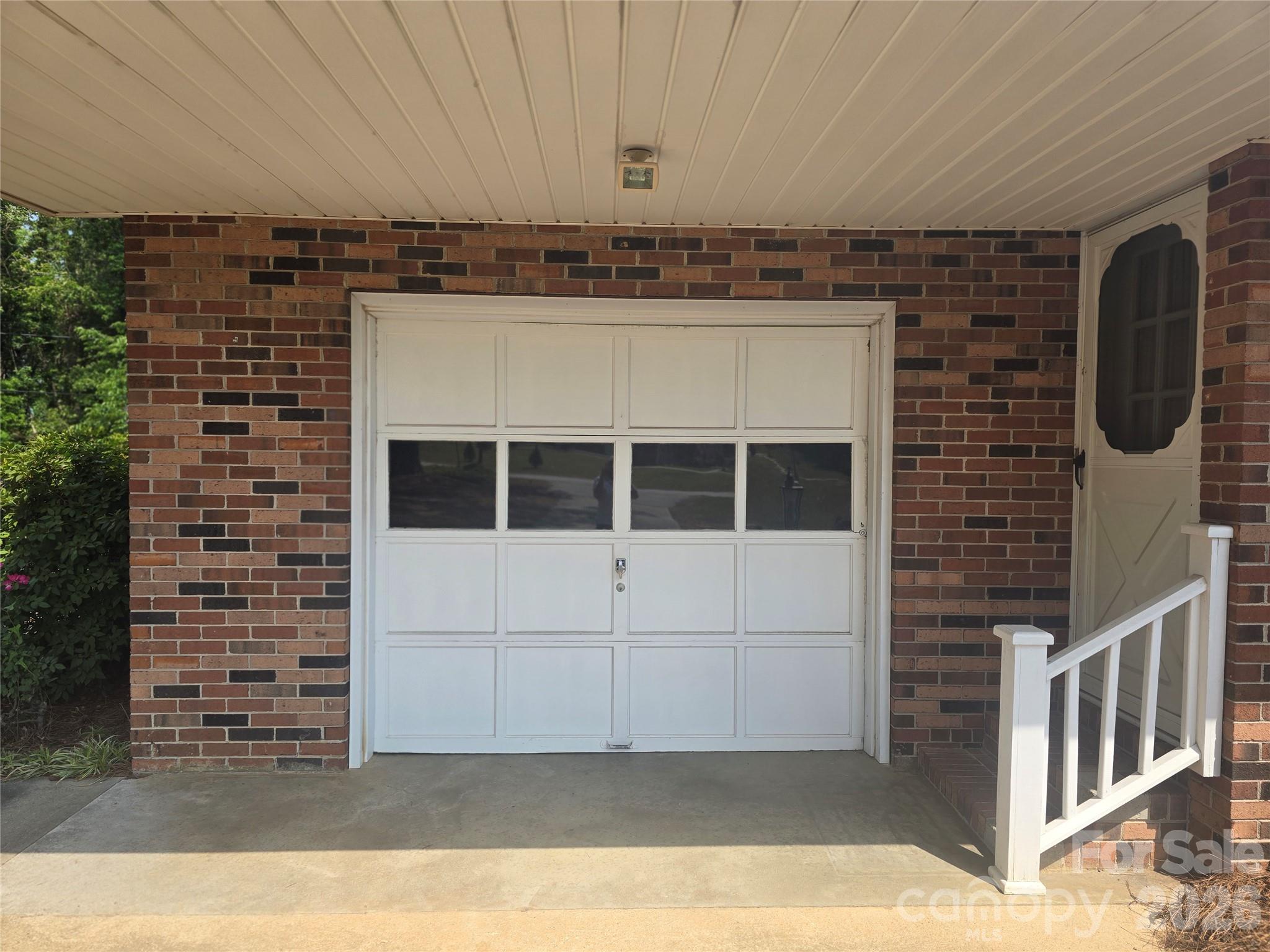 620 Mcdowell Drive Property Photo 4
