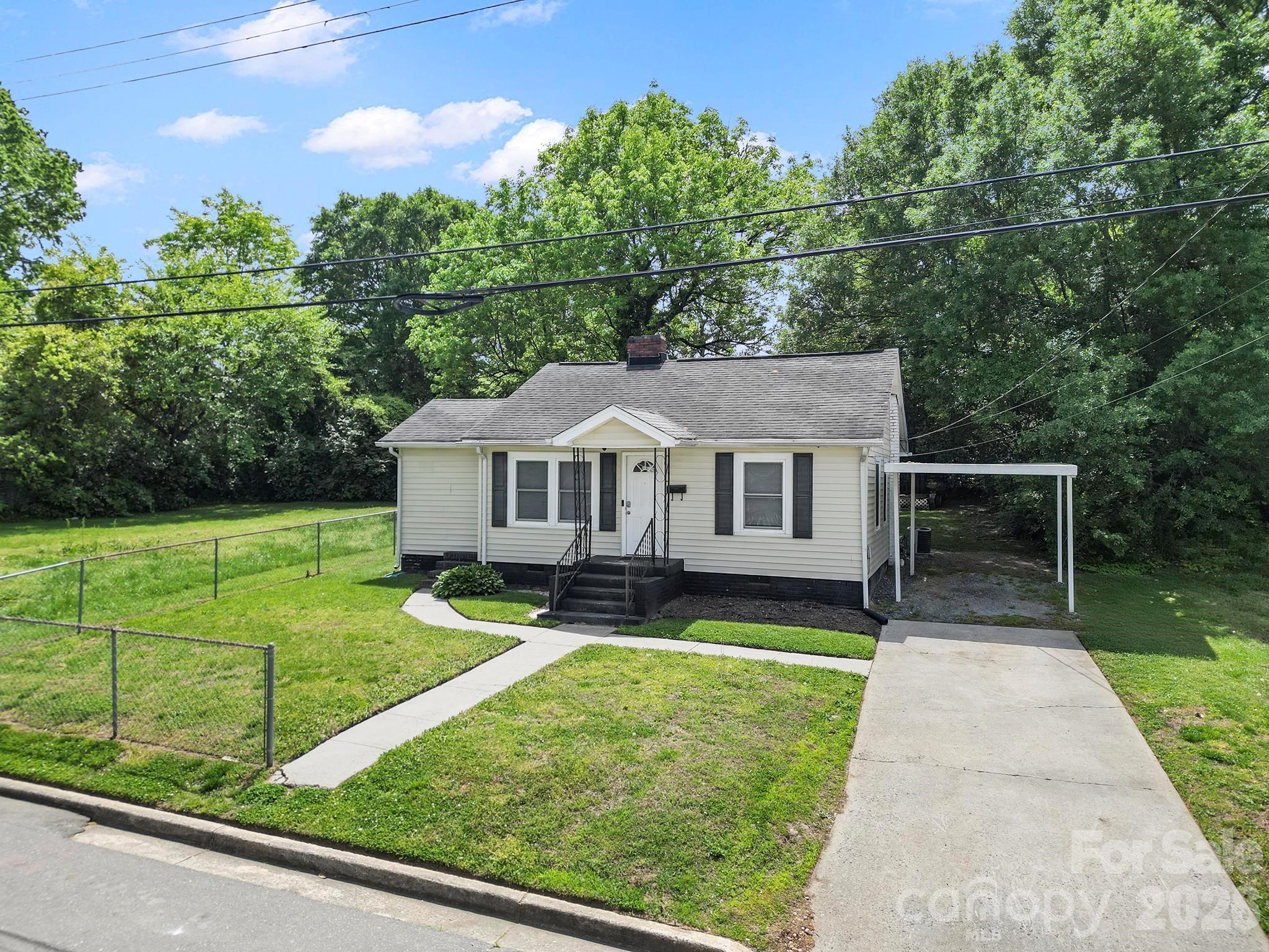 311 Todd Street Property Photo 1