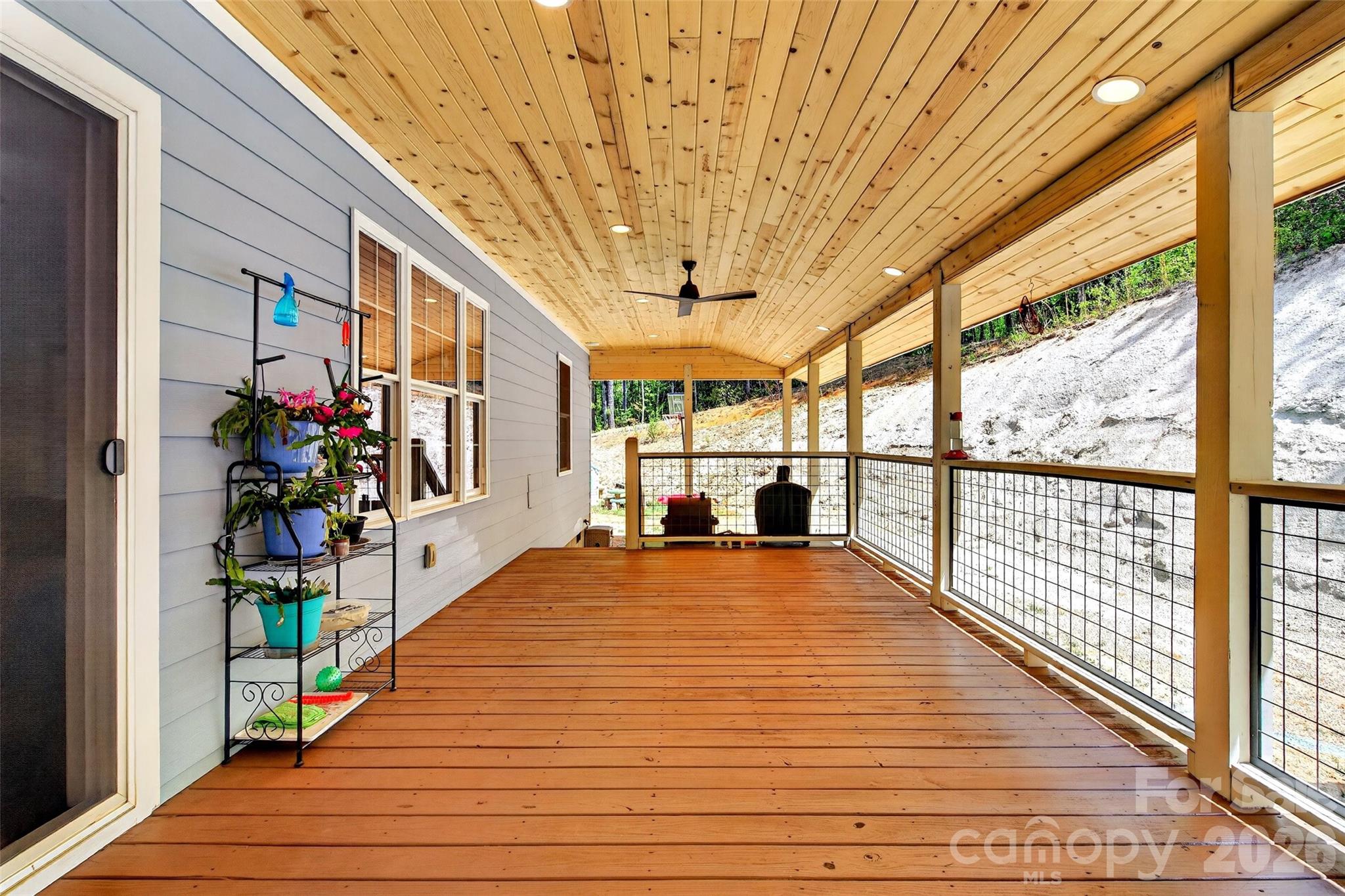 50 Glass Falls Trail 143,144 Property Photo 16