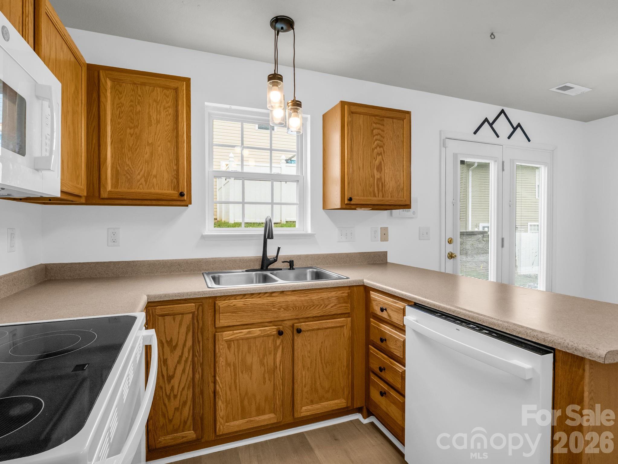 64 Lanceford Circle Property Photo 13