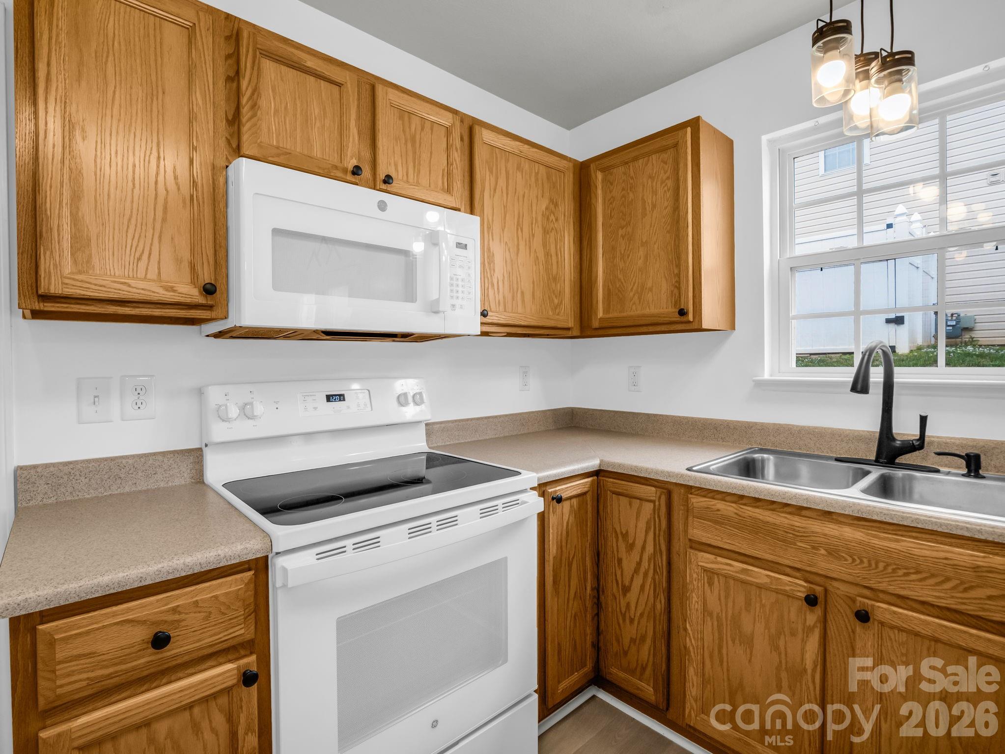 64 Lanceford Circle Property Photo 14