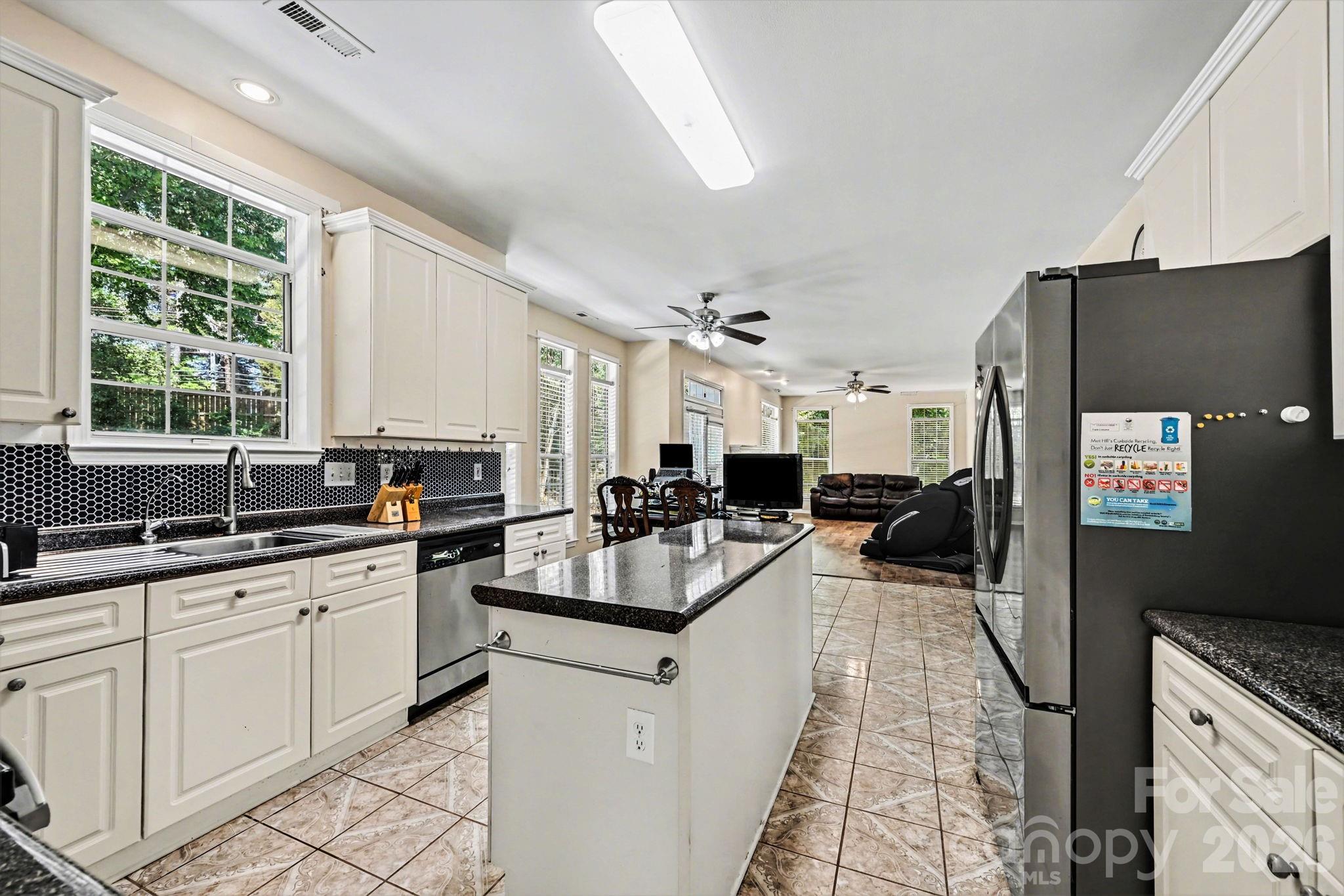 6900 Beamish Place Property Photo 12