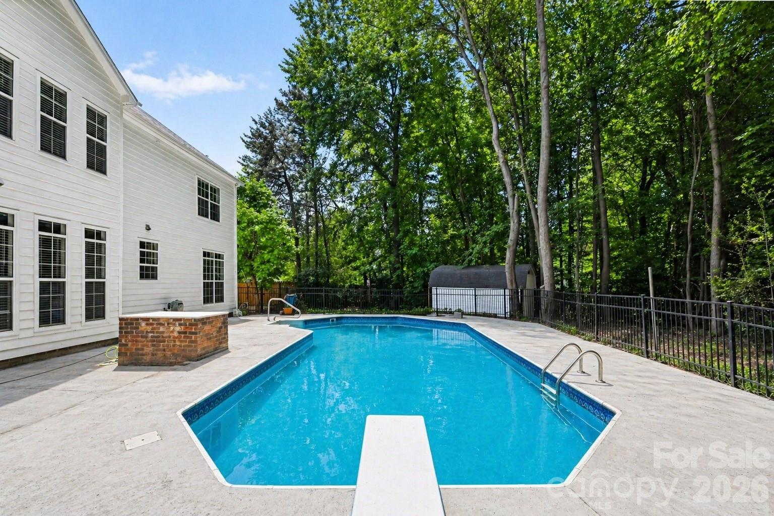 6900 Beamish Place Property Photo 28