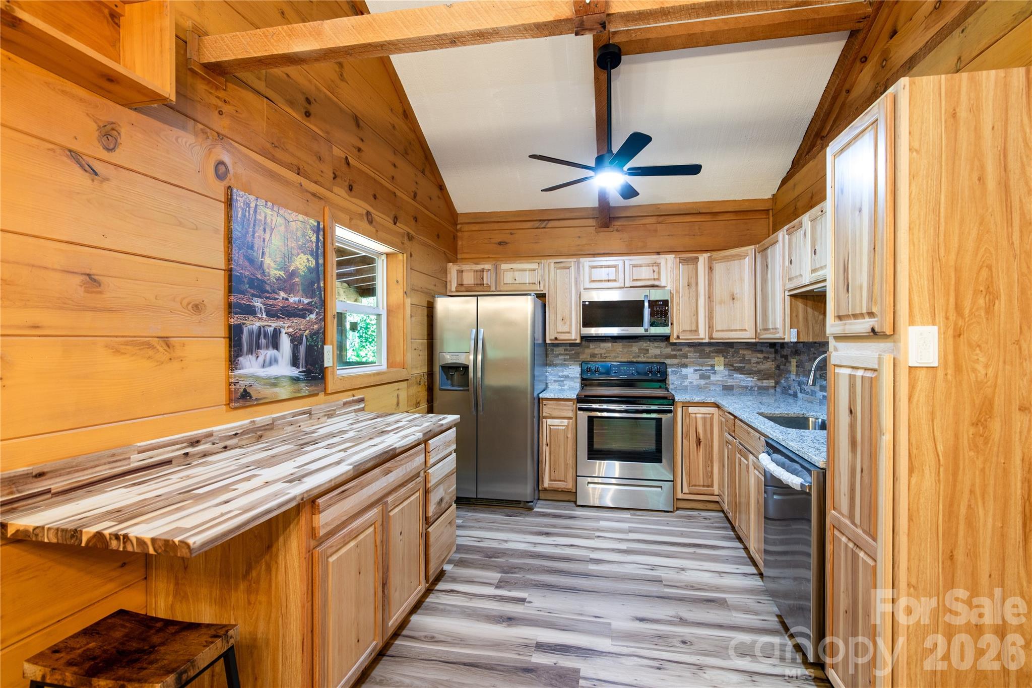 298 Timbuktu Road Property Photo 4
