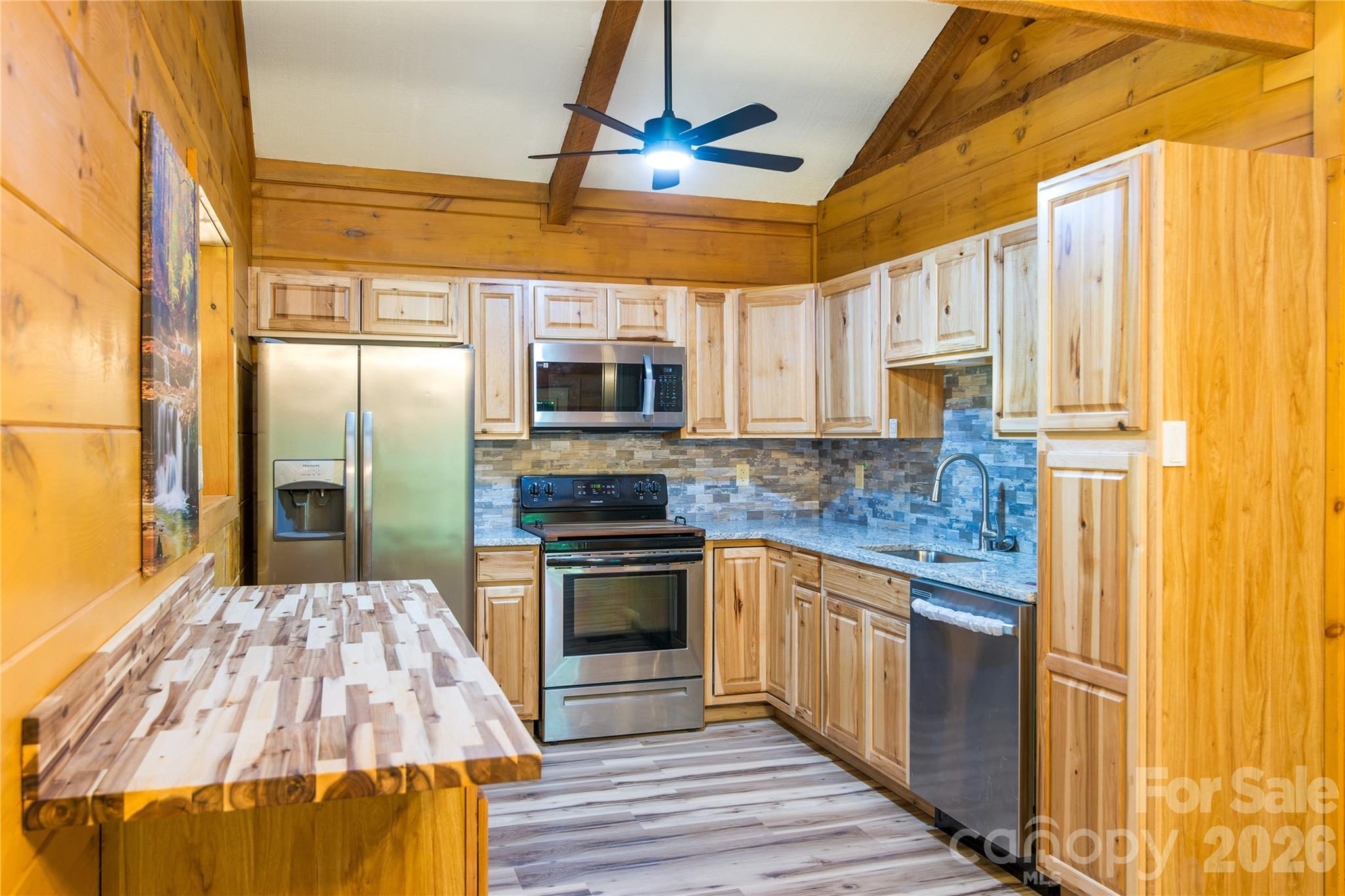 298 Timbuktu Road Property Photo 5