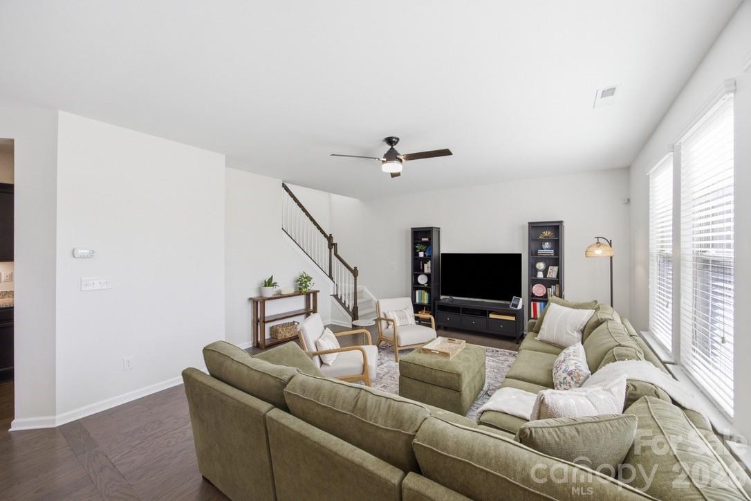 824 Ardent Trail Property Photo 12