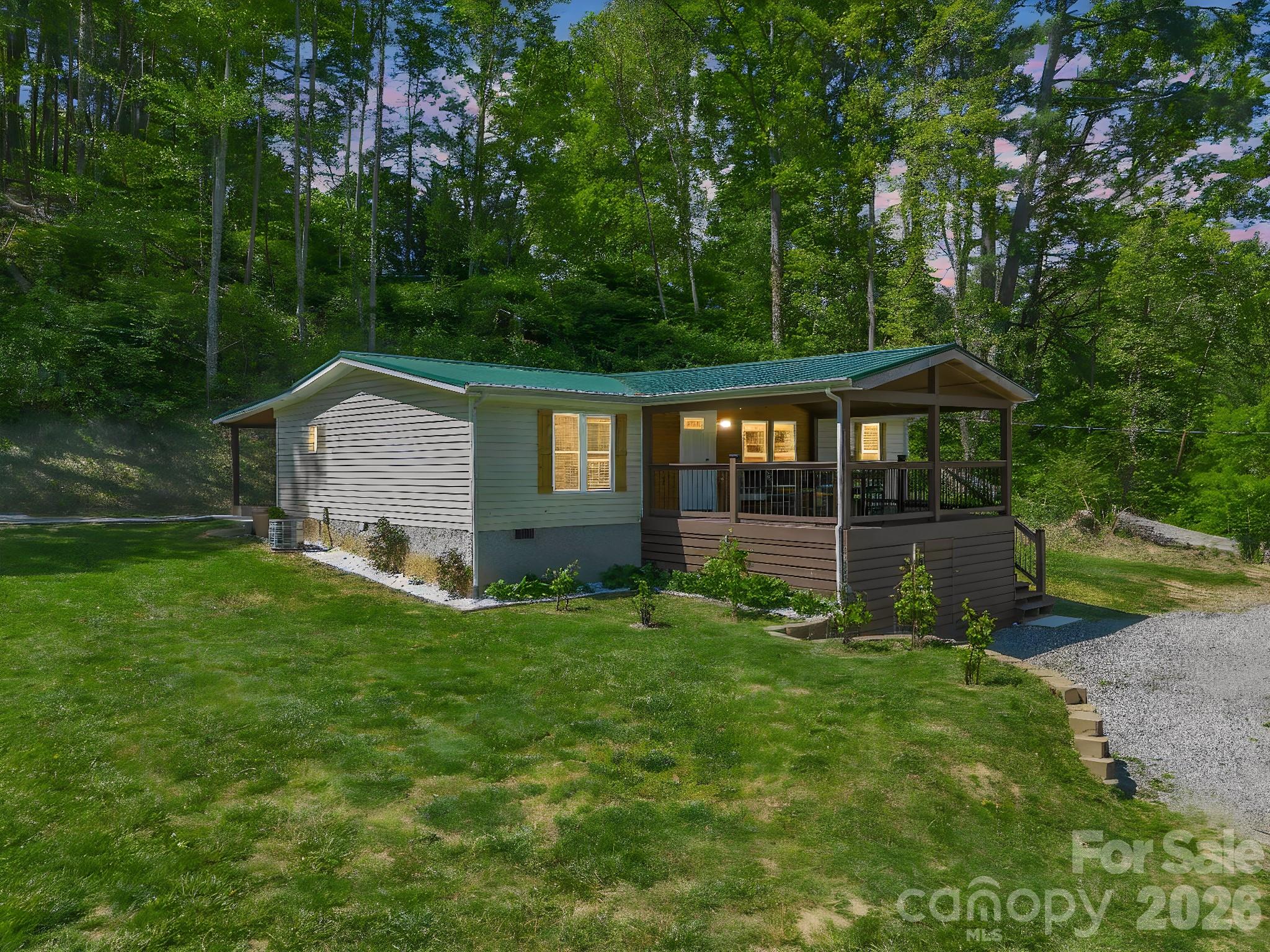 285 Dix Creek No 1 Road Property Photo 2