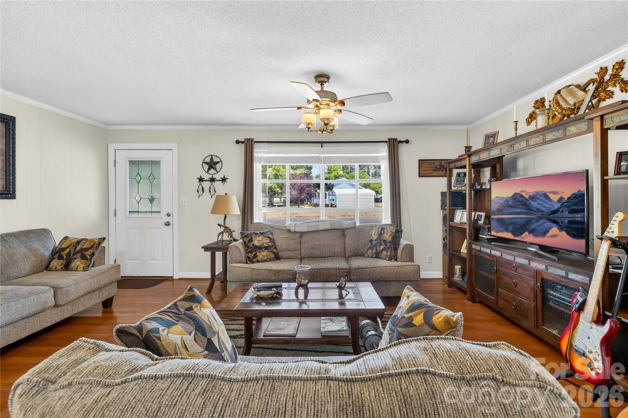 607 Wren Road Property Photo 4