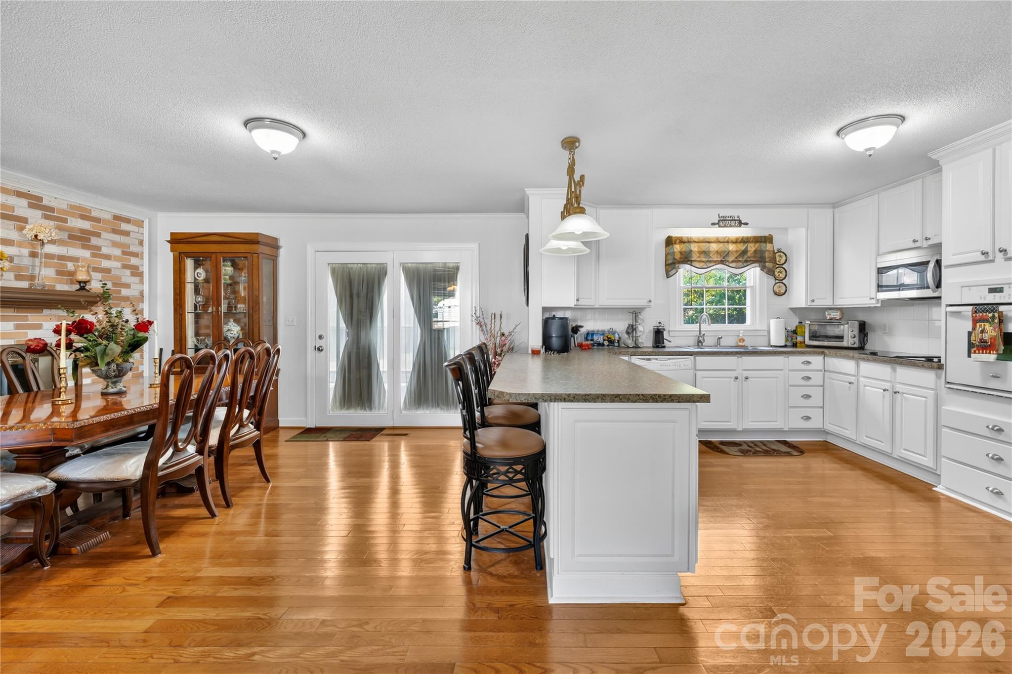 607 Wren Road Property Photo 13