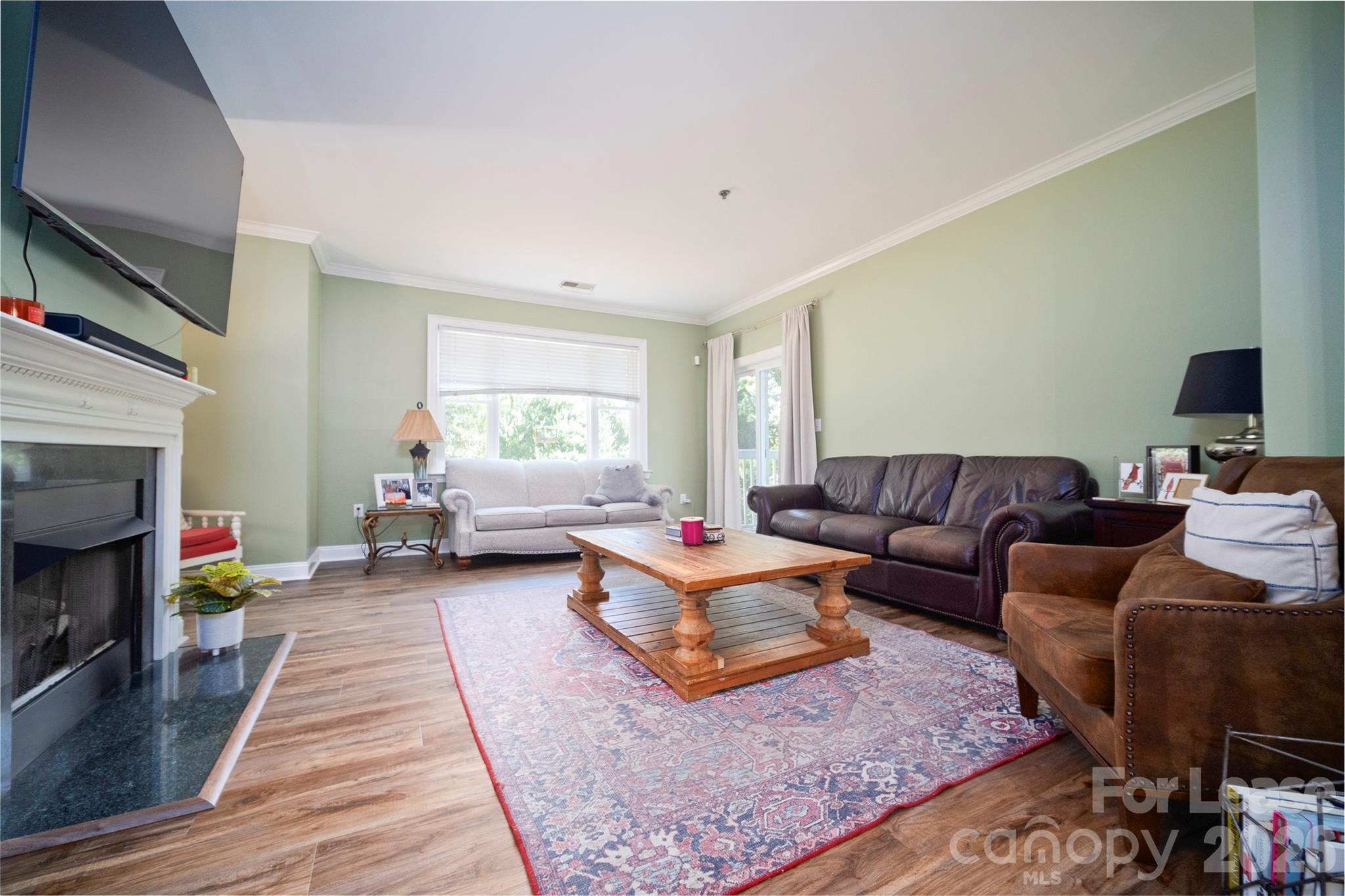 5609 Fairview Road Property Photo 3