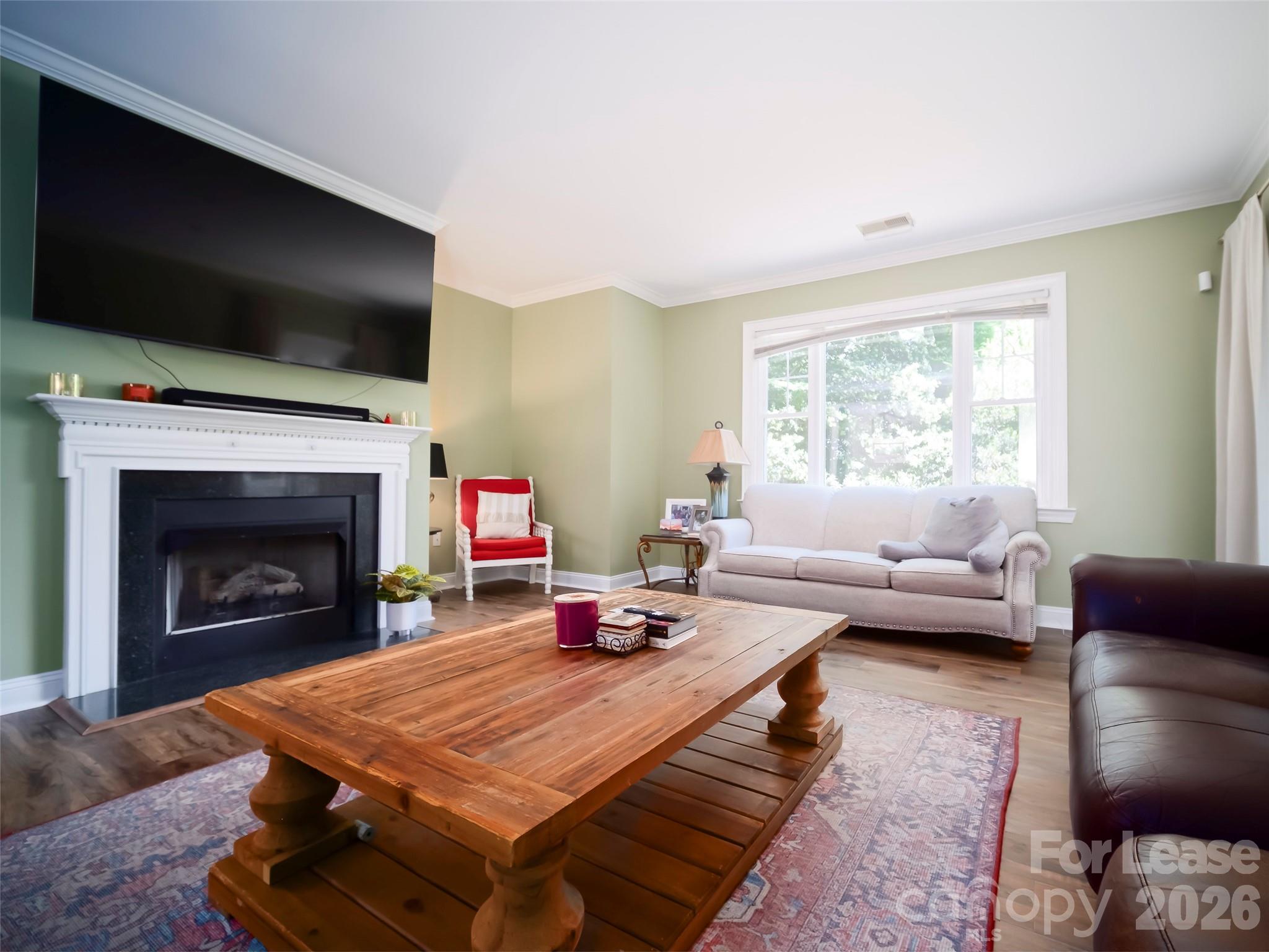 5609 Fairview Road Property Photo 6