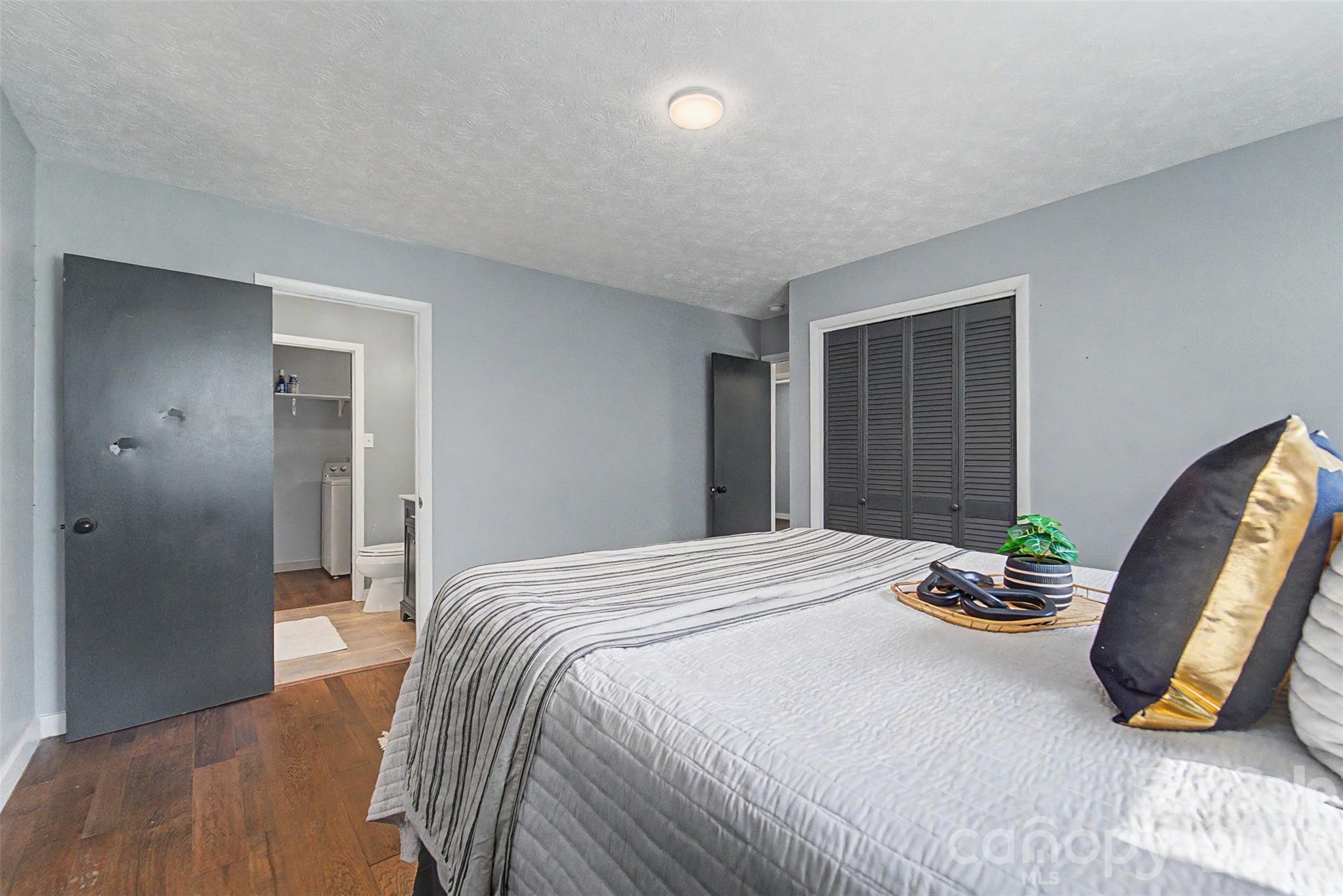 160 Canter Lane Property Photo 11