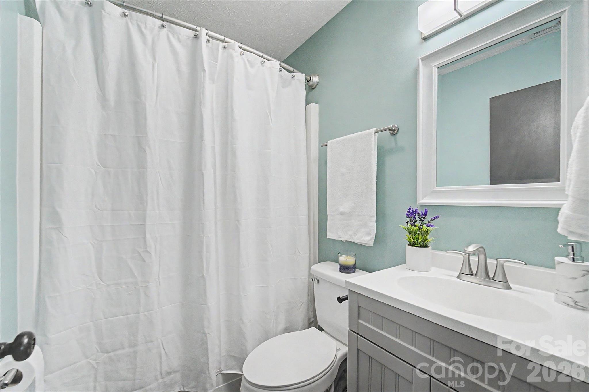 160 Canter Lane Property Photo 13